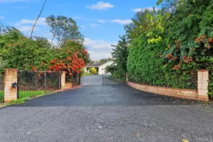 2362 Lone Oak Ln, Vista, CA 92084 - Photo 6