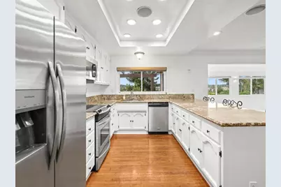 2422 Plumosa Court, Vista, CA 92081 - Photo 8