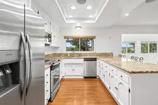 2422 Plumosa Ct, Vista, CA 92081 - Photo 8