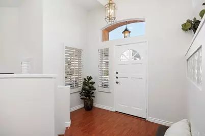 7122 Calabria Ct #E, San Diego, CA 92122 - Photo 6