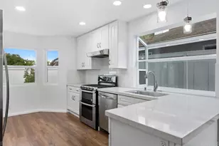 7925 Calle Madrid, Carlsbad, CA 92009 - Photo 16