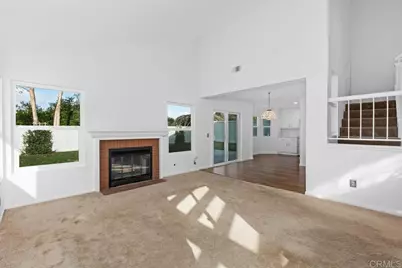 7925 Calle Madrid, Carlsbad, CA 92009 - Photo 8