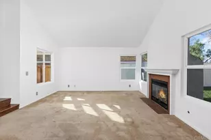 7925 Calle Madrid, Carlsbad, CA 92009 - Photo 12