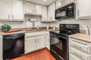 637 Persimmon Way, Oceanside, CA 92058 - Photo 12