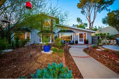 2469 E Mission Road, Fallbrook, CA 92028 - Photo 2