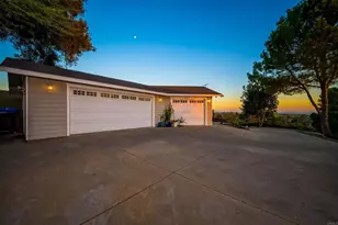 2469 E Mission Rd, Fallbrook, CA 92028 - Photo 18