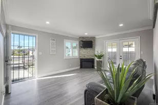 3472 Thunder Dr, Oceanside, CA 92056 - Photo 4