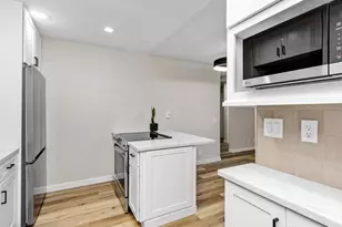 2380 Hosp Way, Carlsbad, CA 92008 - Photo 14