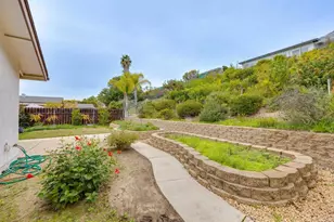 7413 Rowena St, San Diego, CA 92119 - Photo 34