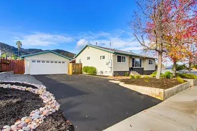 8534 Sandstone, Santee, CA 92071 - Photo 2