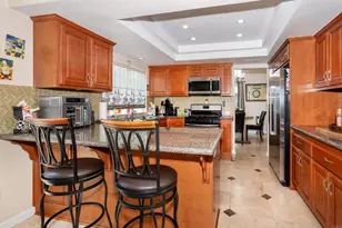 767 Rivertree Dr, Oceanside, CA 92058 - Photo 8