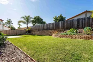 767 Rivertree Dr, Oceanside, CA 92058 - Photo 28