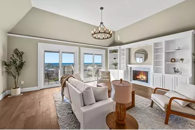 1760 Gascony Road, Encinitas, CA 92024 - Photo 2