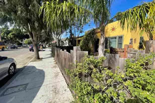 121 E Warner St, Ventura, CA 93001 - Photo 42