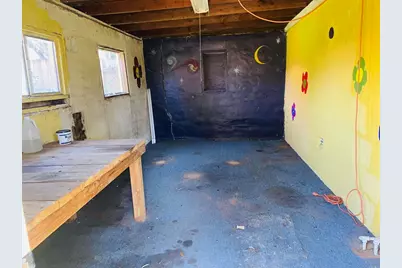 121 E Warner St, Ventura, CA 93001 - Photo 34