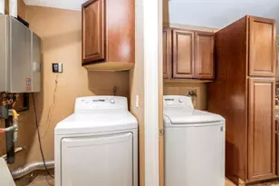 5115 Enerla Pl, San Diego, CA 92117 - Photo 36