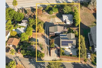 697 Ocean View Avenue, Encinitas, CA 92024 - Photo 2