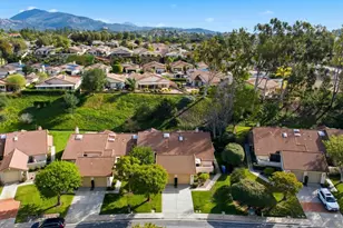 17859 Avenida Alozdra, San Diego, CA 92128 - Photo 4