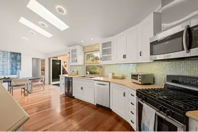 3354 Seacrest Drive, Carlsbad, CA 92008 - Photo 20