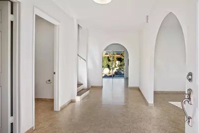 11000 Meadow Glen Way East, Escondido, CA 92026 - Photo 10