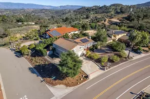 11000 Meadow Glen Way E, Escondido, CA 92026 - Photo 40