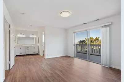 11000 Meadow Glen Way East, Escondido, CA 92026 - Photo 24