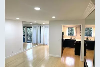 1355 N Sierra Bonita Avenue #204, West Hollywood, CA 90046 - Photo 8