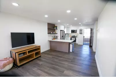 540 65th Street #204, San Diego, CA 92114 - Photo 2