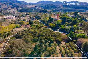 33 Calle De Las Piedras, Bonsall, CA 92003 - Photo 1