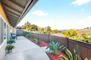 220 Vista Montana Way, Oceanside, CA 92054 - Photo 6