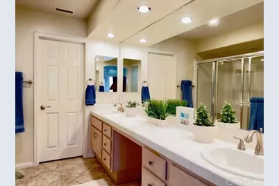 2335 Cartegena Way, Oceanside, CA 92056 - Photo 10