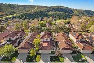 2533 Holly Valley Dr, Vista, CA 92084 - Photo 38