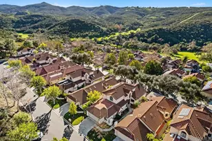 2533 Holly Valley Dr, Vista, CA 92084 - Photo 40