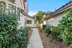 2533 Holly Valley Dr, Vista, CA 92084 - Photo 4