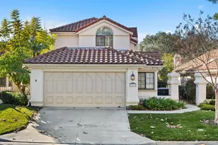 2533 Holly Valley Dr, Vista, CA 92084 - Photo 2