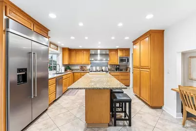 910 S Amherst Circle, Anaheim Hills, CA 92807 - Photo 14