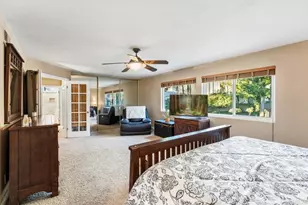 910 S Amherst Cir, Anaheim Hills, CA 92807 - Photo 28