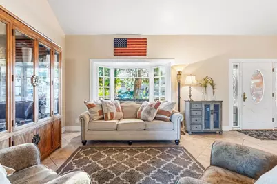 910 S Amherst Circle, Anaheim Hills, CA 92807 - Photo 10