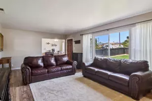 915 Crest View Dr, Vista, CA 92081 - Photo 4