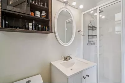 915 Crest View Dr, Vista, CA 92081 - Photo 26