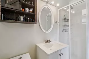 915 Crest View Dr, Vista, CA 92081 - Photo 26