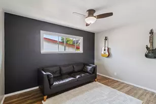 915 Crest View Dr, Vista, CA 92081 - Photo 16