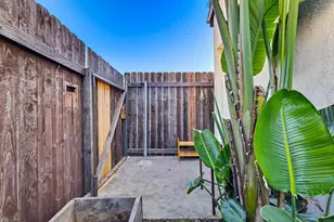 1542 W 17th St, Los Angeles, CA 90006 - Photo 40