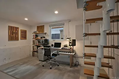 1542 W 17th Street, Los Angeles, CA 90006 - Photo 28