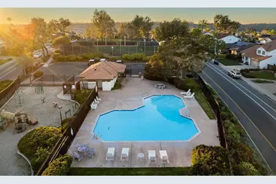 1619 N Willowspring Drive, Encinitas, CA 92024 - Photo 8