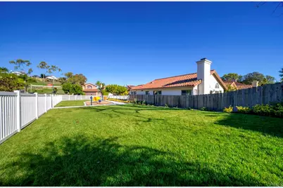 1744 Via Allena, Oceanside, CA 92056 - Photo 34