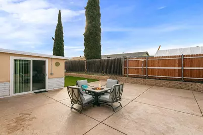 663 Charles Drive, Oceanside, CA 92057 - Photo 16