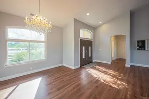 30606 Falling Star Cir, Valley Center, CA 92082 - Photo 10