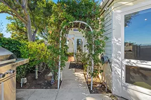 7426 Lantana, Carlsbad, CA 92011 - Photo 12