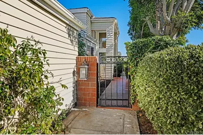 7426 Lantana, Carlsbad, CA 92011 - Photo 8